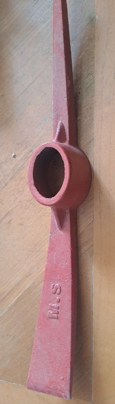 کلنگ دو سر ریخته گری قرمز