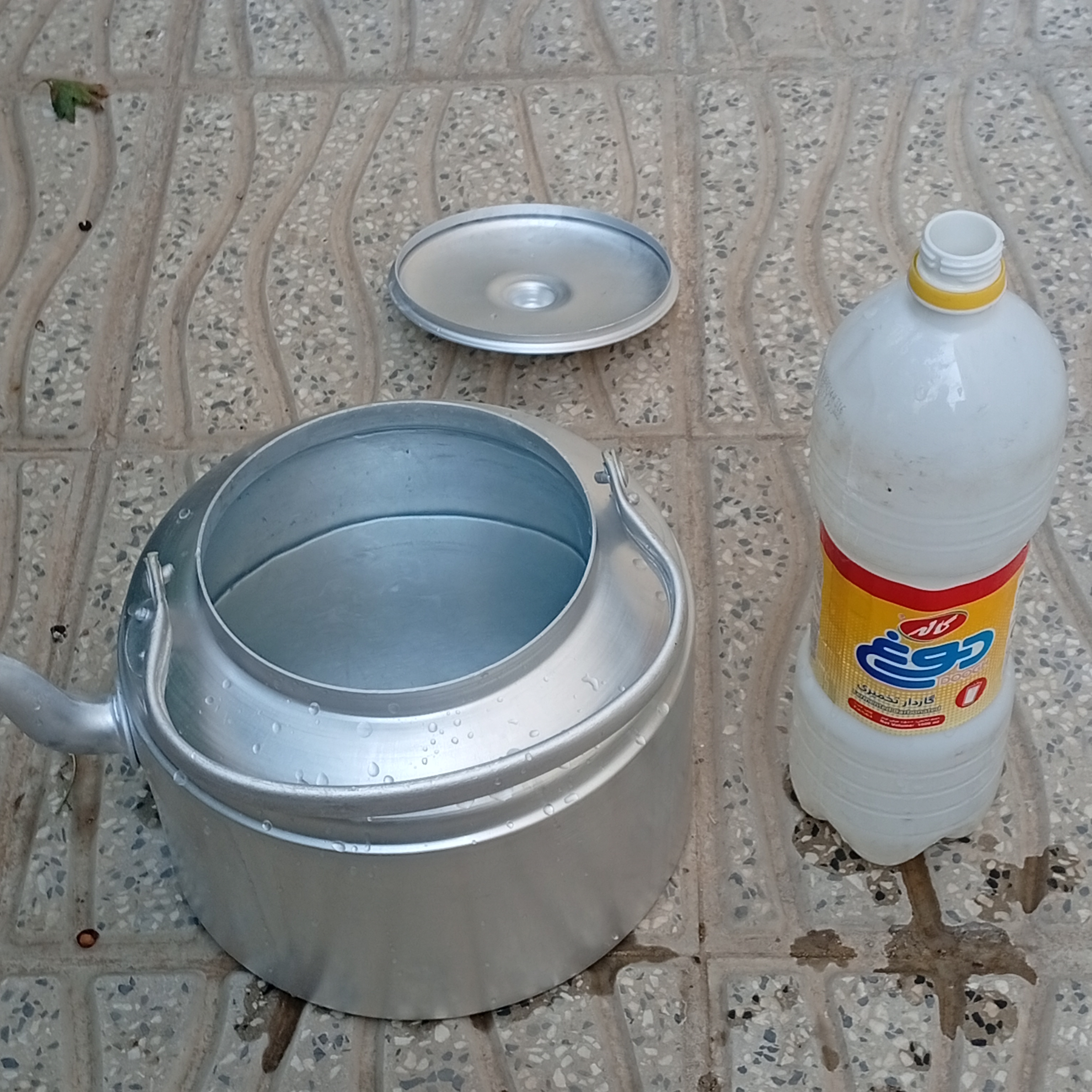 کتری روحی سایز 40 سفید حجم ۶ لیتر